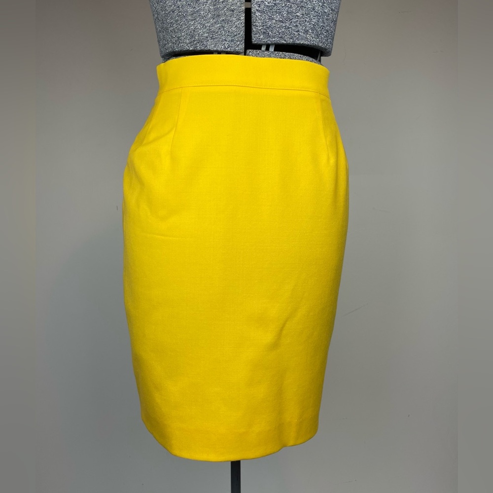 Vintage Lightweight Wool Pencil Skirt Sunny Yellow Devanshire Cream size 10
